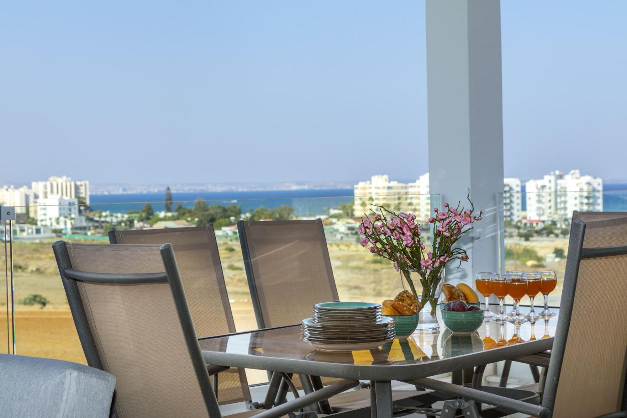 Majestic Sunset Salt Lake Views 300M From Beach Larnaca Esterno foto